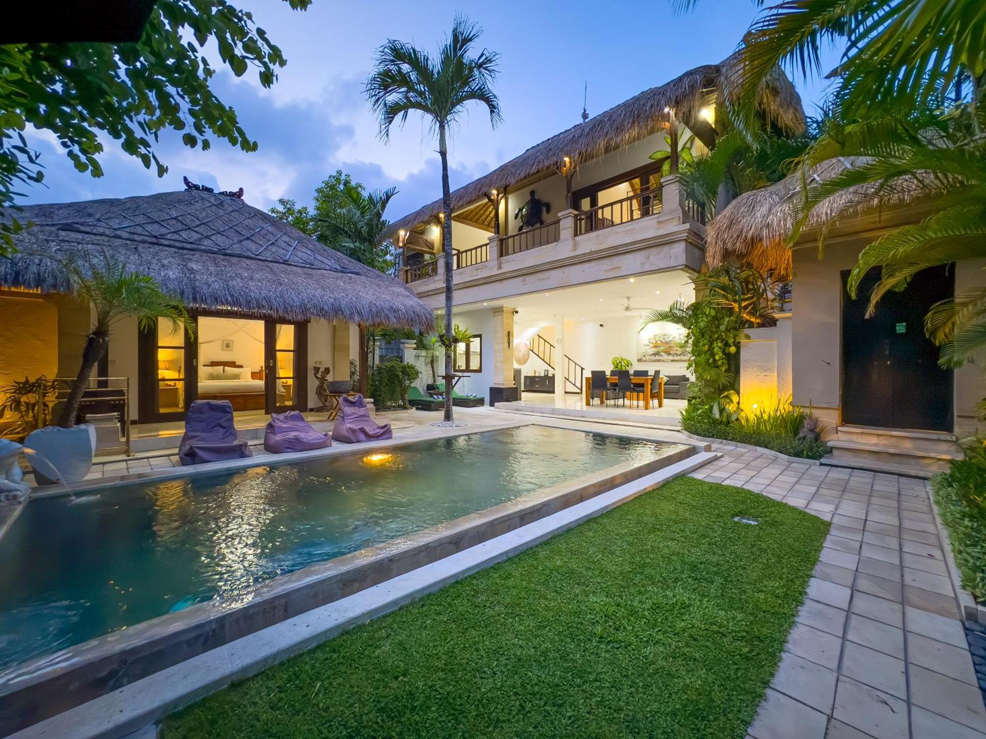 Villa Bugis Kayu Aya Seminyak Δωμάτιο φωτογραφία