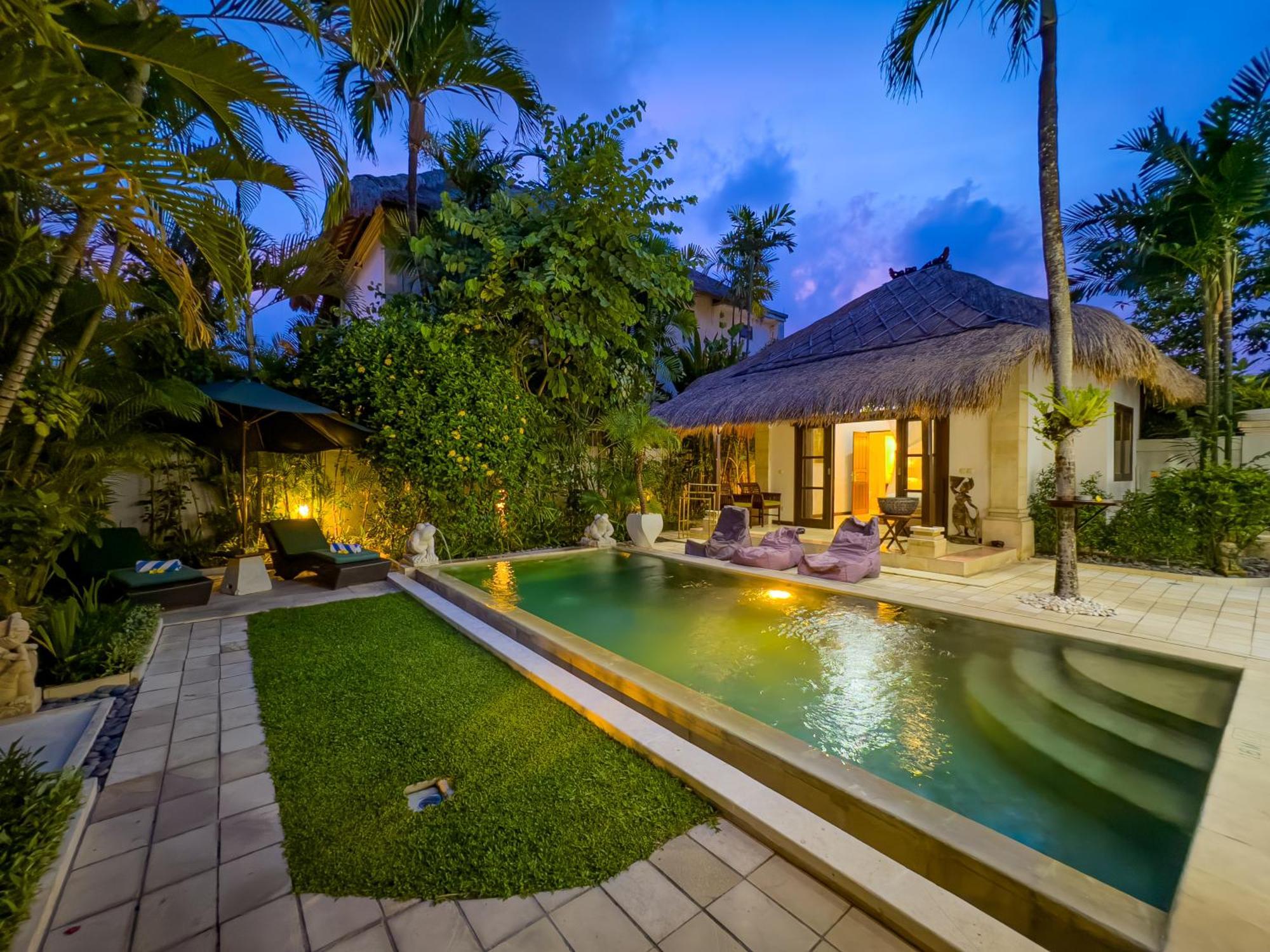 Villa Bugis Kayu Aya Seminyak Δωμάτιο φωτογραφία